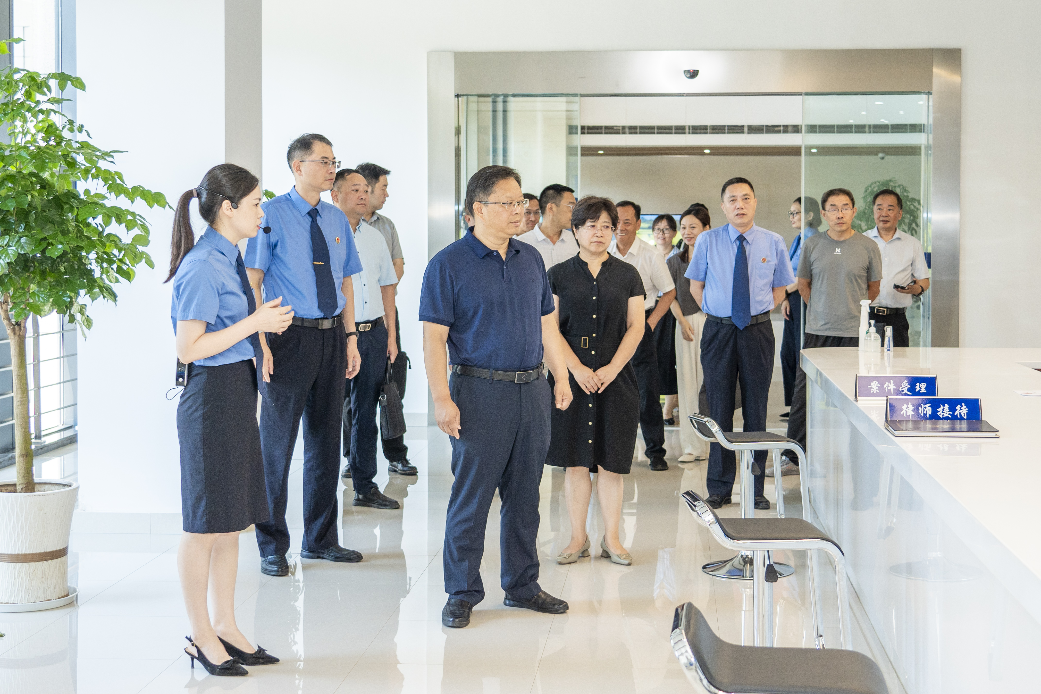 參觀1.jpg